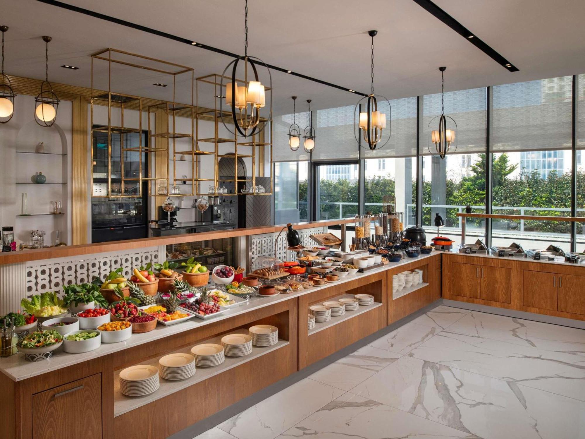 Movenpick Living Istanbul West Hotel Luaran gambar