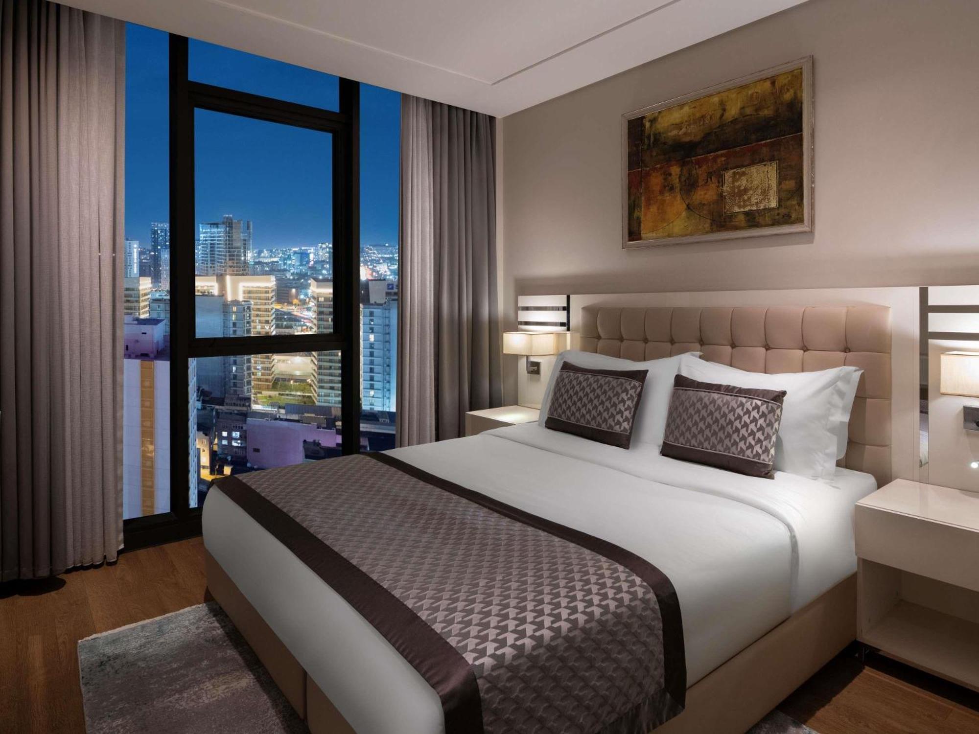 Movenpick Living Istanbul West Hotel Luaran gambar